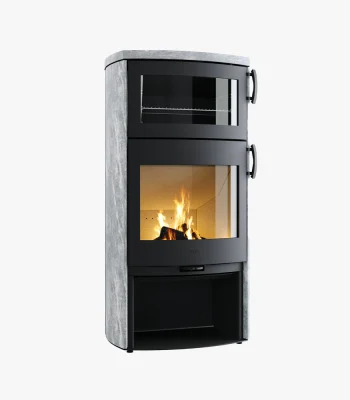 Heta Icon-Line Eclipse XL B Täljsten är en elegant, svart och grå fristående braskamin med en glaslucka, ett nedre förvaringsutrymme och ett övre utrymme med en glaslucka.